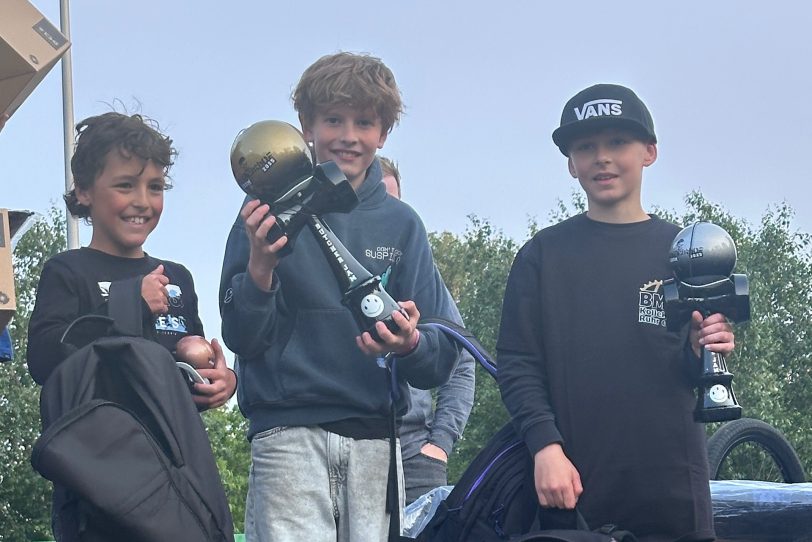 Mats Leonard Lührig (2.v.l.) sichert sich den 2. Platz beim Butcher Jam