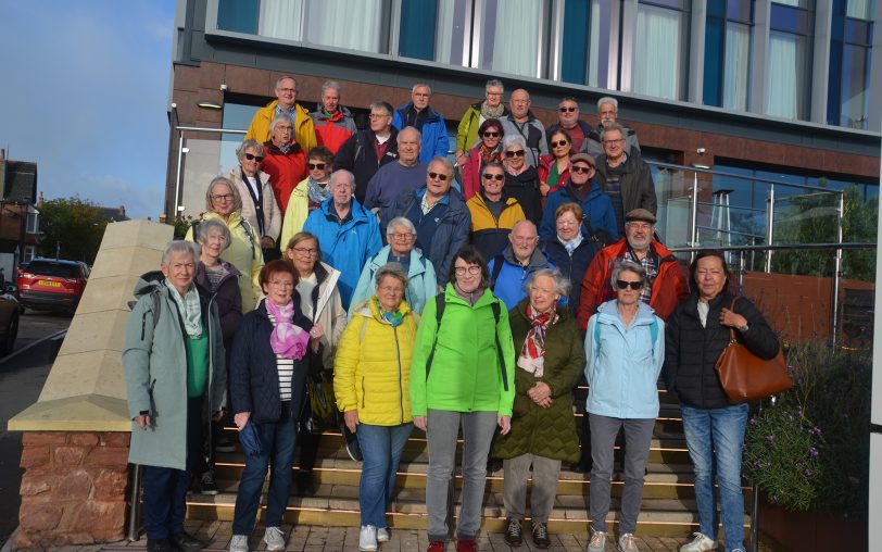 Die Reisegruppe vom Städtepartnerschaftsverein bei ihrer Reise nach Wakefield in England.