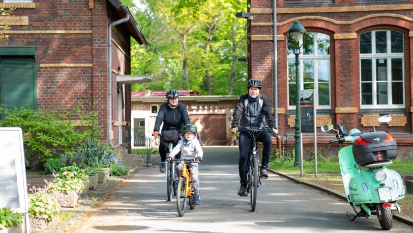 Radeln fürs Lukas-Hospiz - die kleine Ausgabe. Am 30.4.2022 starteten die ersten Gruppen um 10 Uhr am Fritzchen, dem Gleiscafé in Unser Fritz.