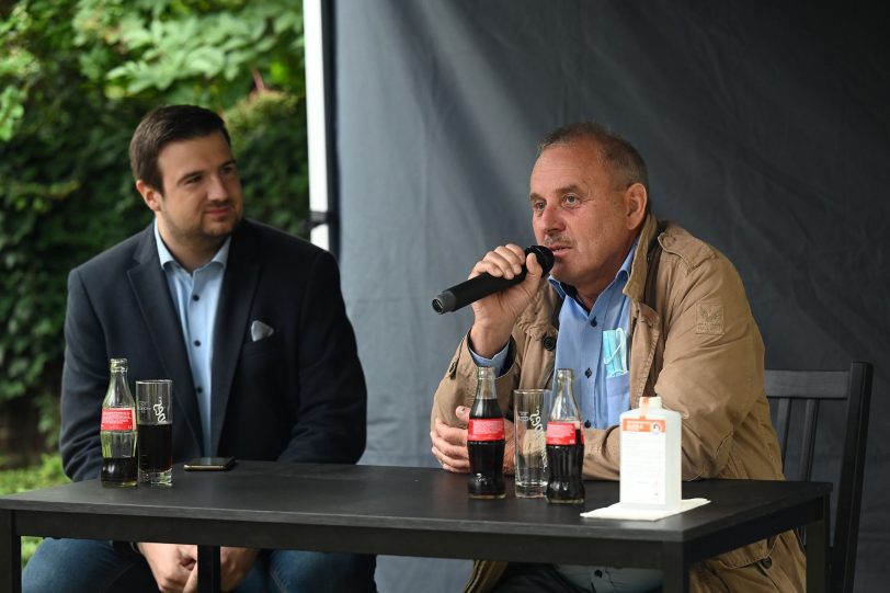 Albert Ritter (re.) im Gespräch mit Christoph Bußmann (CDU).