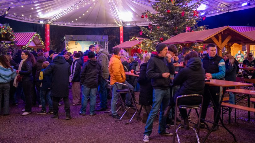 Der Weihnachtsmarkt am Revierpark Gysenberg ist immer gut besucht.