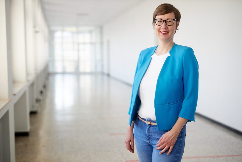 Dr. Sina Nitzsche eröffnet die Vortragsreihe mit dem Thema „Open Educational Resources“.