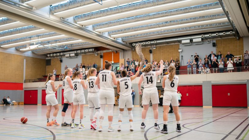 Der HTC2 steigt in die 2. Bundesliga auf. Spiel gegen die NBO am 22.5.2022.