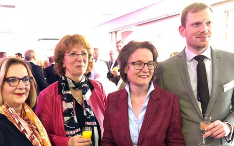 v.l. Andrea Oehler, Bettina Szelag, Ina Scharrenbach,, Timon Radicke.