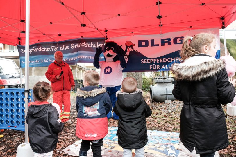 Am DLRG Stand.