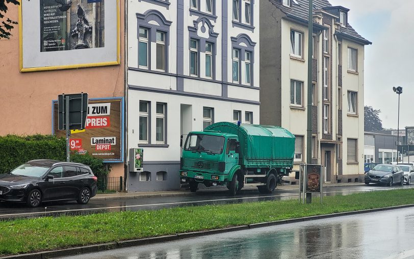 An der Bochumer Straße auf Höhe der Stadtgrenze Herne und Bochum wurde eine Cannabis-Plantage mit 400 Pflanzen entdeckt und von der Polizei durchsucht.