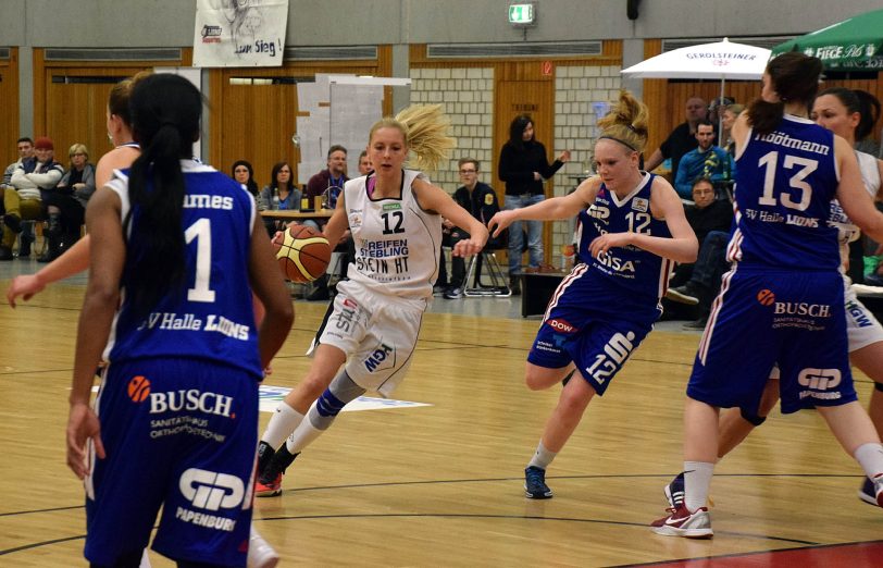 herner TC - SV Halle Lions 67:55 (43:27) am 24.1.2015 in der MCG-Arena.