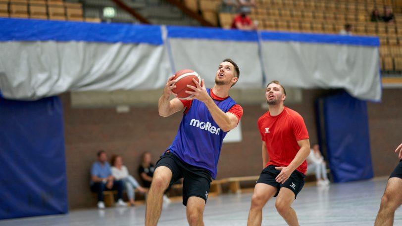 HTC Basketballerinnen spielen gegen die HEV Miners ein lockeres Basketballspiel am Mittwoch (8.9.2021). Die Basketballerinnen gewannen 39:33.