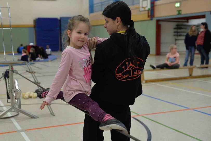 Zirkus Projektwoche an der Kolibri Schule.