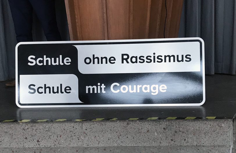 Nun darf sich das Gymnasium Eickel 'Schule gegen Rassismus - Schule mit Courage' nennen.