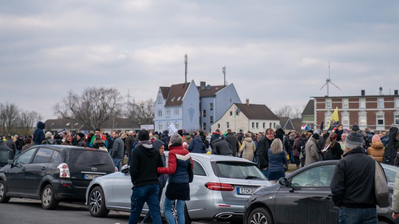 Großdemonstration der Impfgegner in der Wanner Innenstadt.