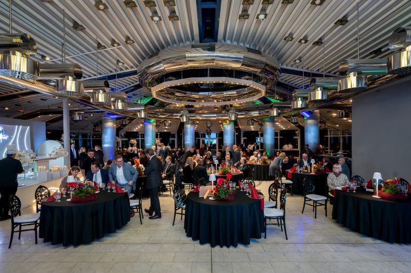 Ehrungen im Oktober 2025 für Gremienmitglieder die sich in den vergangenen Sitzungsperioden ehrenamtlich politisch engagiert haben.