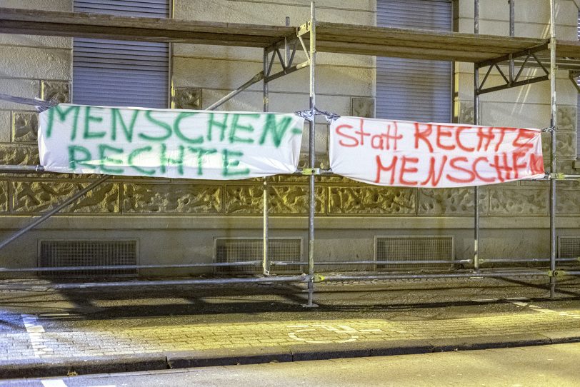 Demonstration gegen den erneuten Aufmarsch der Rechtsextremen.