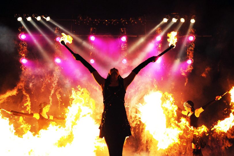 Feuerschow.