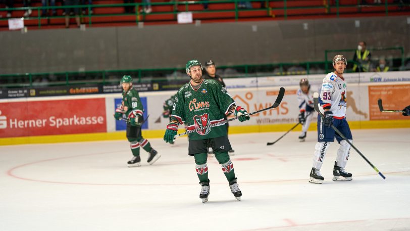 Erfolgreich: Artur Tegkaev, hier bei der Saisoneröffnung gegen die Iserlohn Roosters, erzielte das wichtige Tor in der Verlängerung (Archivbild).