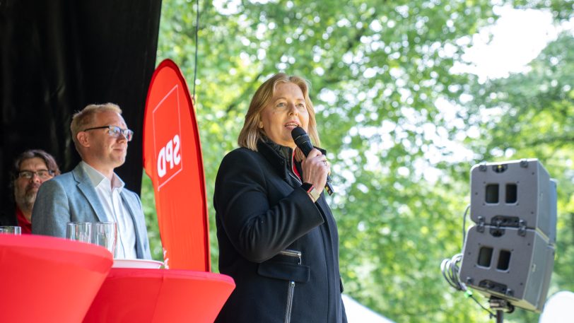 Die Bundesarbeitsministerin Bärbel Bas war der politische Stargast beim SPD-Familienfest am Sonntag (25.5.2025) im Park von Schloss Strünkede.