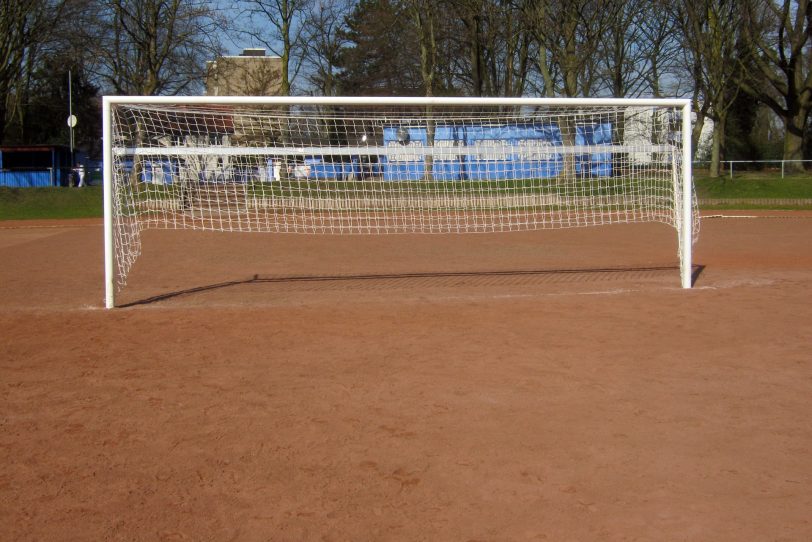 Tor im Horststadion.