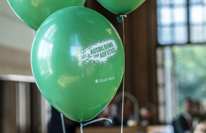63 junge Menschen beginnen am 2.9.2019 ihr Ausbildung bei der Stadt Herne.