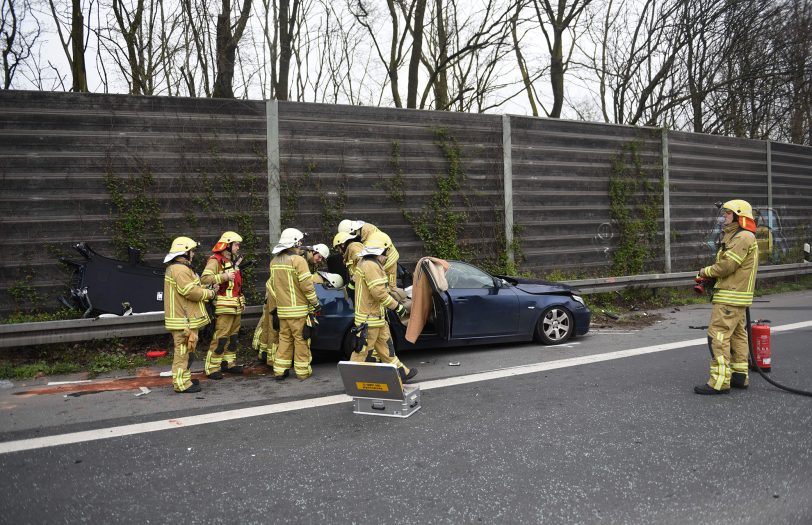 Unfall auf der A42.