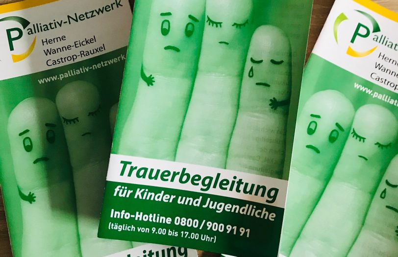 Flyer zur Kindertrauerbegleitung.