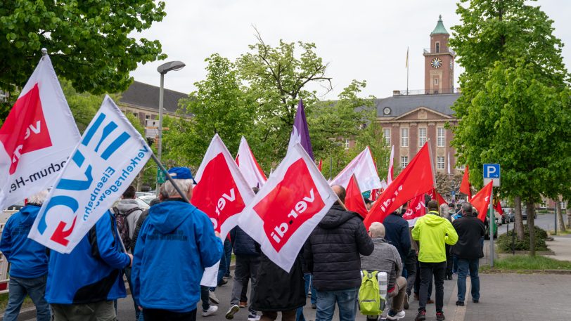 1. Mai-Kundgebung 2022 auf dem Rathausplatz.