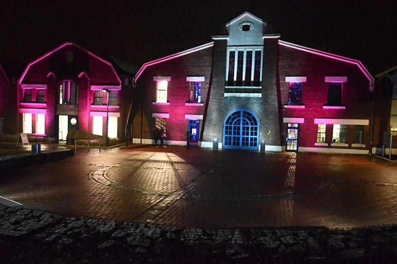 Kulturschaffende präsentieren sich in den Flottmann Hallen.