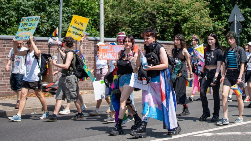 Eindrücke vom Christopher Street Day (CSD) beim Demo-Zug durch die Stadt am Samstag (14.6.2025).