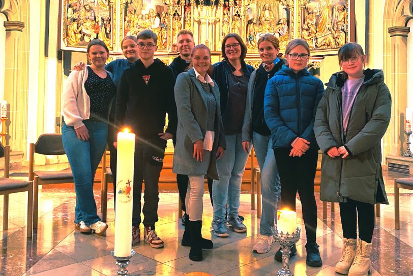 Die Gruppe 'Young-DIO' trifft sich einmal im Montag sonntags um Gemeinde mitzugestalten.