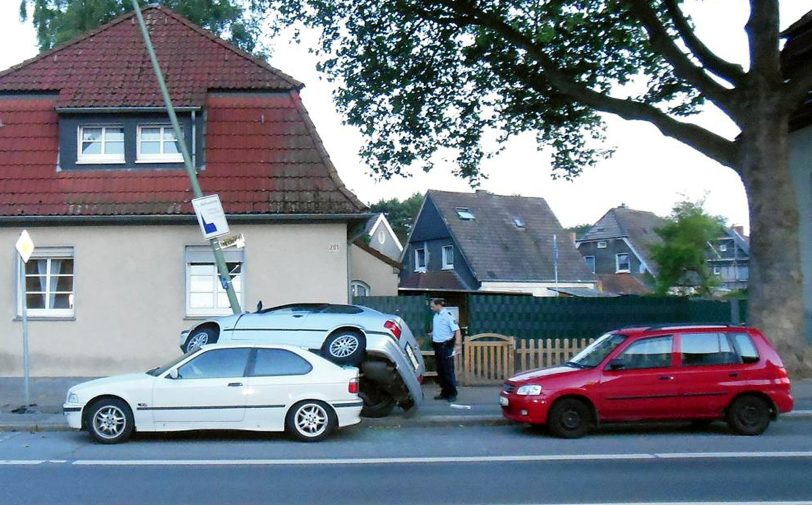 Unfall auf der Polsumer Straße in GE-Hassel.