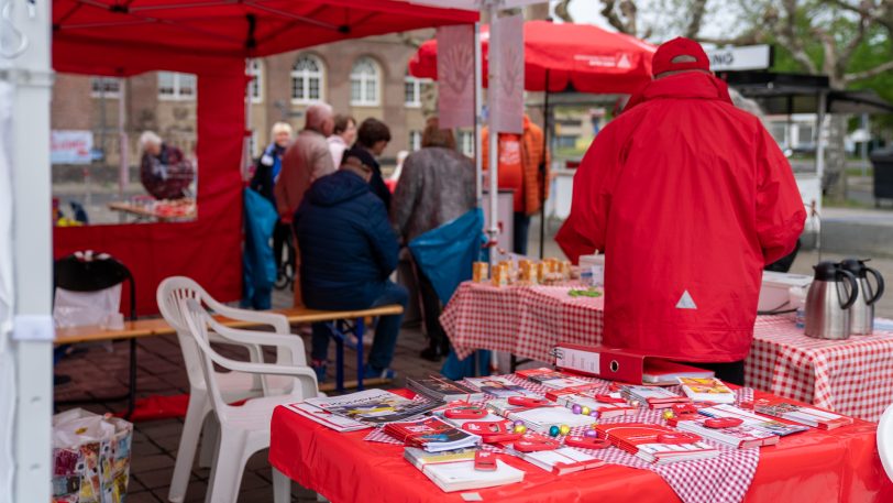 1. Mai-Kundgebung 2022 auf dem Rathausplatz.