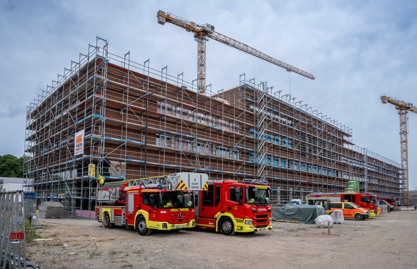 Am Dienstag (26.8.2025) fand das Richtfest für die neue Feuer- und Rettungswache statt.