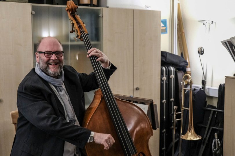 Tag der offenen Tür und Versteigerung in der Musikschule.