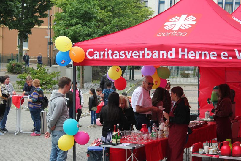 Caritas feierte 100 Jahre Migrationsarbeit und dem Motto: 100 Jahre Vielfalt und Toleranz.