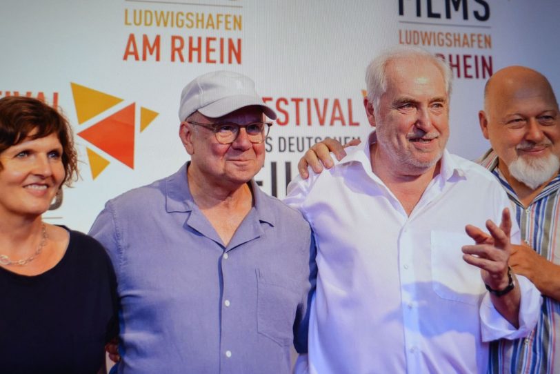 „Preis für Schauspielkunst“: Bei der Ludwigshafener Ehrung (v.l.) Daniela Kötz, Joachim Król, Festivalleiter Dr. Michael Kötz und Rainer Kaufmann.