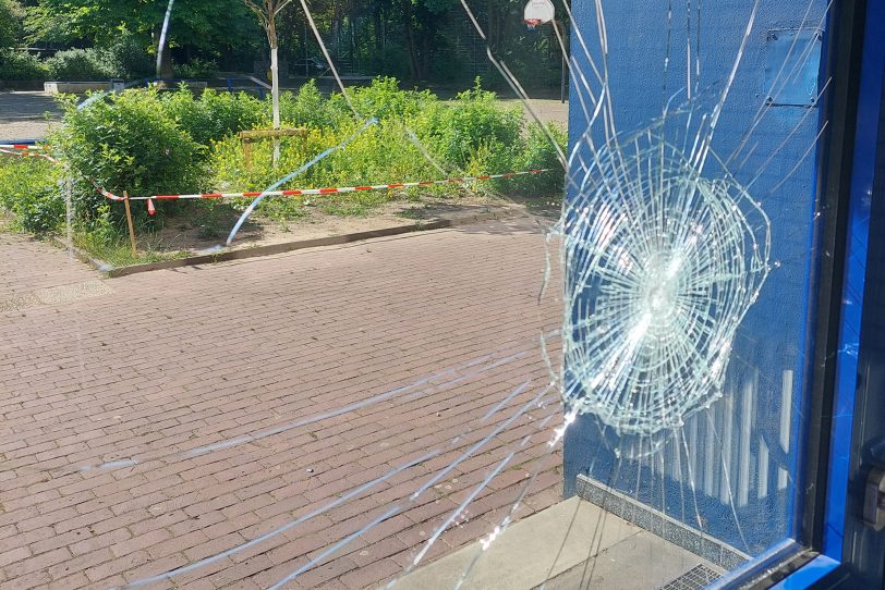 Erhöhte Sicherheit soll Vandalismusschäden vorbeugen. (im Bild Vandalismus am Otto-Hahn-Gymnasium)