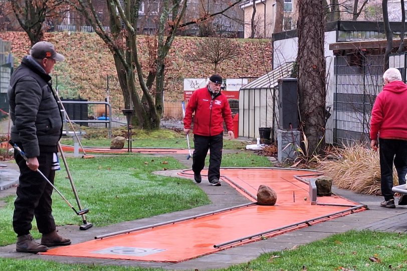 Winterpokal der Minigolfer im FunPark 2025. Sven Martinez-Moreno lässt nichts anbrennen