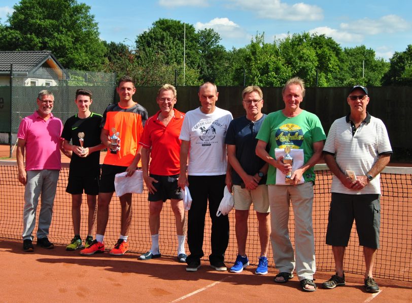 v.l. Heini Saul, Nico Cieslarczyk, Alex Cieslatczyk, Bernd Lichtner, Bernd Nöcker, Siegfried Staudinger, Uwe Bertz,Bernd Lichau.