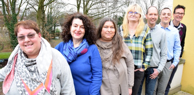 Das Team der Schuldnerberatung v.l.: Andrea Leyk (Geschäftsführung), Sabine Bahsali, Daniela Kelter, Birgit Michalowski, Markus Veldhoen, Jonas Lübke und Julian Hardt.