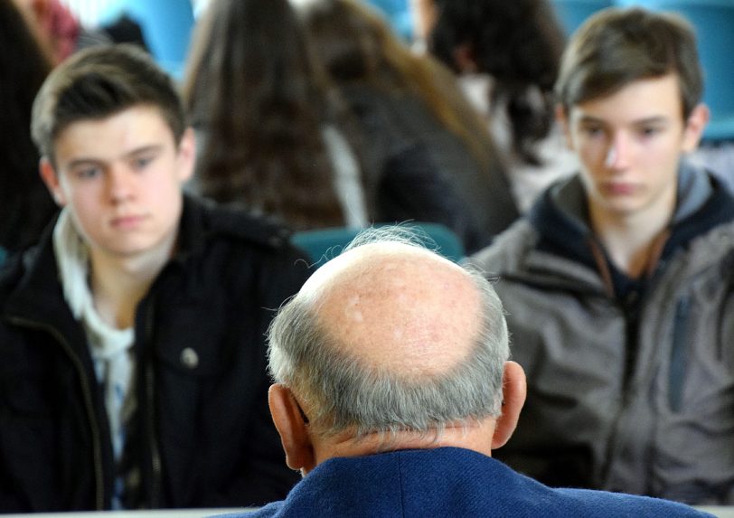 Die Aktion Zeitzeugen zu Gast an der Realschule Crange.