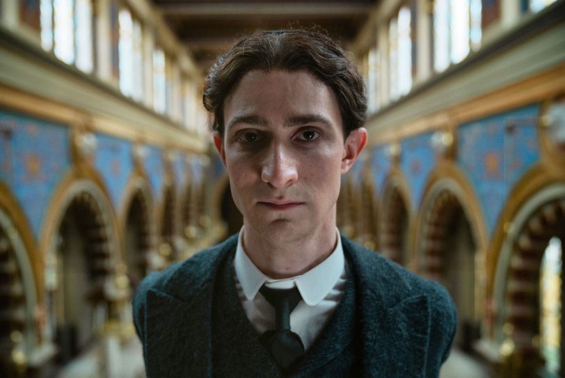 Idan Weiss in der Titelrolle ist Franz Kafka wie aus dem Gesicht geschnitten.