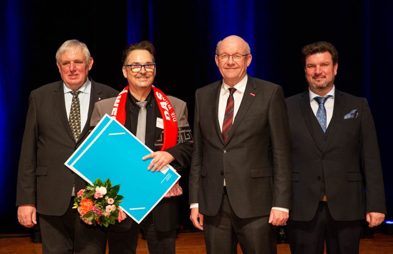 Gesundheitsminister Franz-Josef Laumann, Markus Alhorn, Kammer-Präsident Berthold Schröder und Vize-Präsident Marc Gering