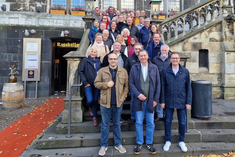 Eine Delegation der Herner SPD-Ratsfraktion tauschte sich mit dem Aachener SPD-Fraktionsvorsitzenden, Michael Servos, im Ratssaal des altehrwürdigen Rathaus von Aachen aus.