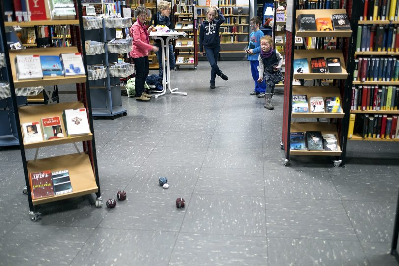 Bibliotheksboccia während der Nacht der Bibliotheken..