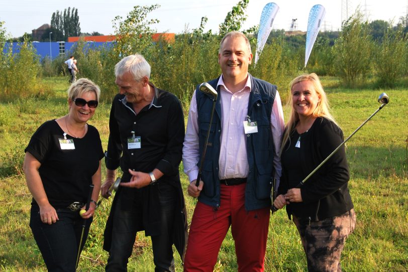 Cross-Golf für den guten Zweck - das Gewinner-Team.