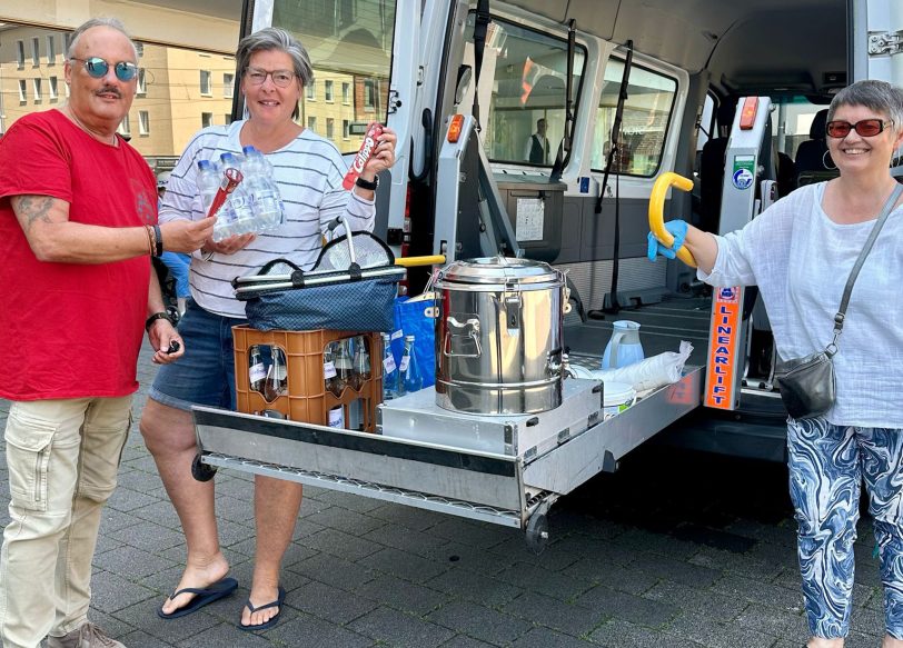 v.l. Mondritter Volker Lange, Frauke Wichard, Jutta Gramatke.