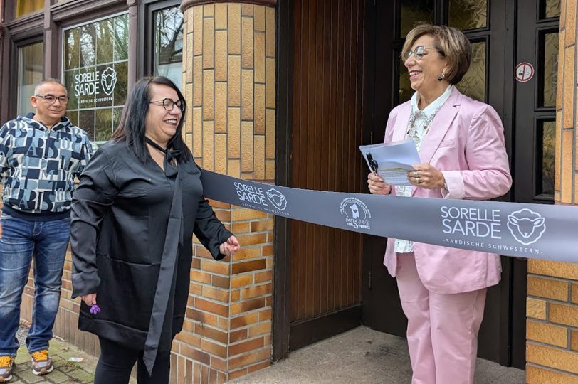 Bei der Rede von Schwester Lucia zur Eröffnung floss so manche Träne.