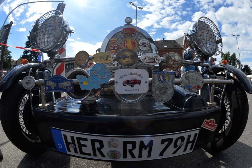 2. Oldtimer-Parade der Cranger Kirmes.