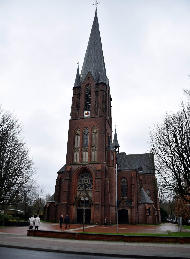 Die Kirche St. Peter und Paul.