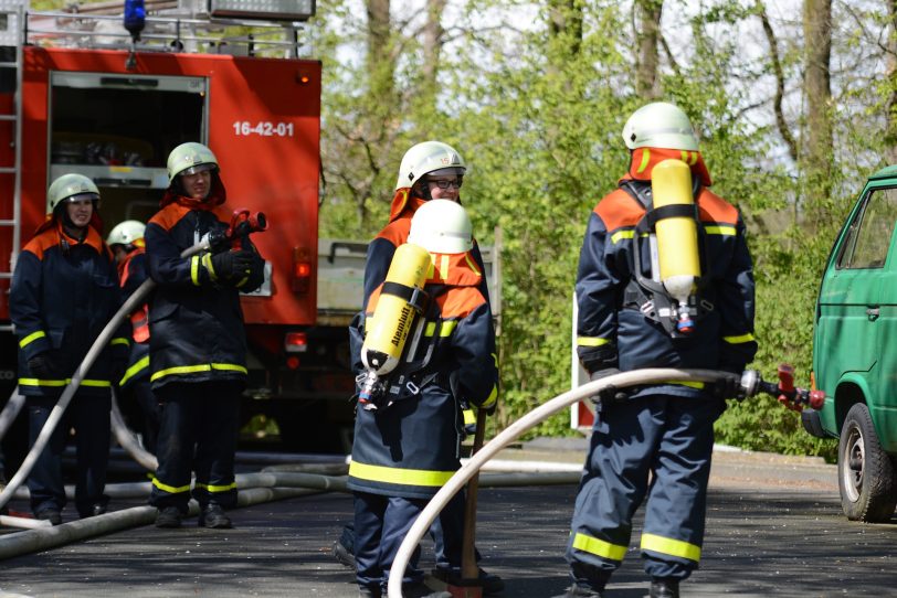 Übungen der Feuerwehr auf dem IdF-Gelände in Münster.