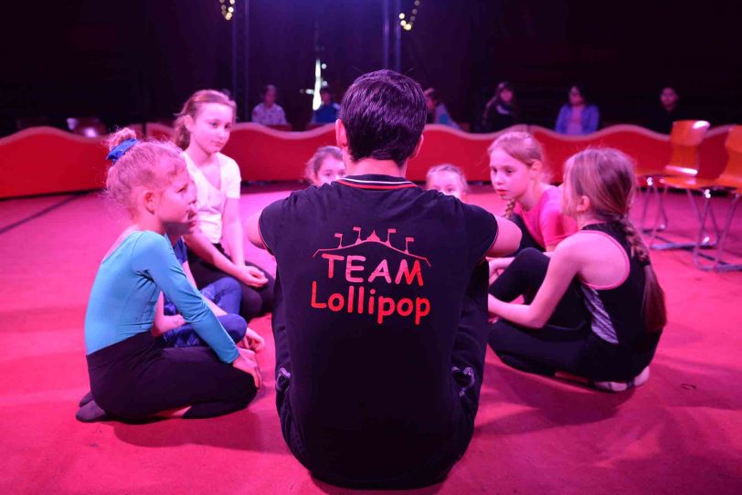 Zirkus Projektwoche an der Kolibri Schule.